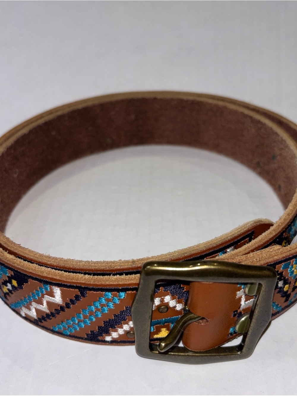 Lucky Brand Brown Leather Belt with Multicolor Embroidered Pattern nwot